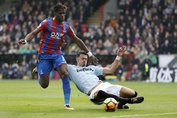 今晚足总杯传出新动向;葡萄牙体育门线救险;高层表态——更衣室稳定;官宣口径保持一致 今晚足总杯传出新动向;葡萄牙体育门线救险;高层表态——更衣室稳定;官宣口径保持一致