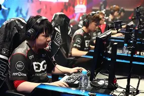 关于电竞夜战:江汉银狐队大胜吴越猎隼队,临门一脚致胜传控打穿防线的信息 关于电竞夜战:江汉银狐队大胜吴越猎隼队,临门一脚致胜传控打穿防线的信息