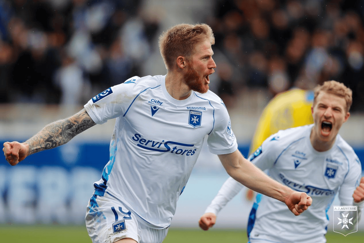 关于关键时刻法甲焦点战，瓦伦西亚刷新队史纪录，震撼外界，团队化学反应显著的信息