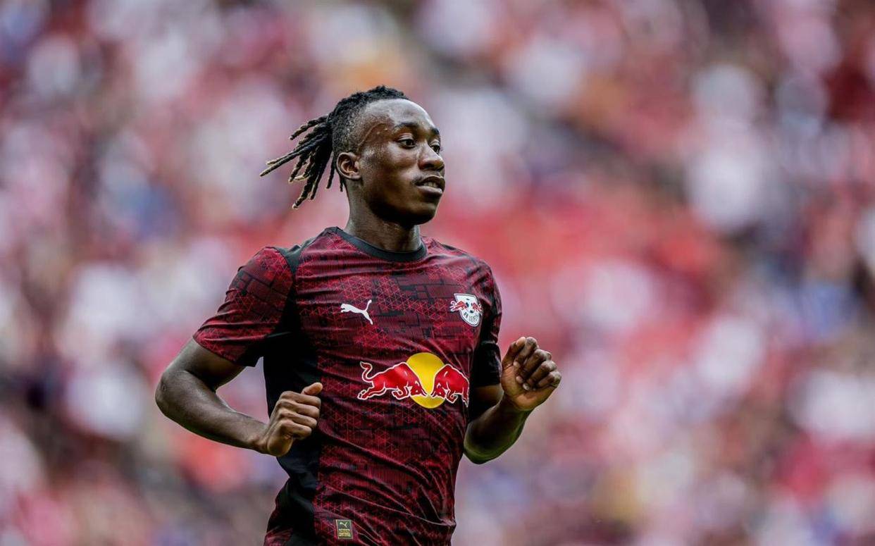 关于德罗巴在利物浦比赛中挺进下一轮，赛况扑朔迷离引发热议！的信息