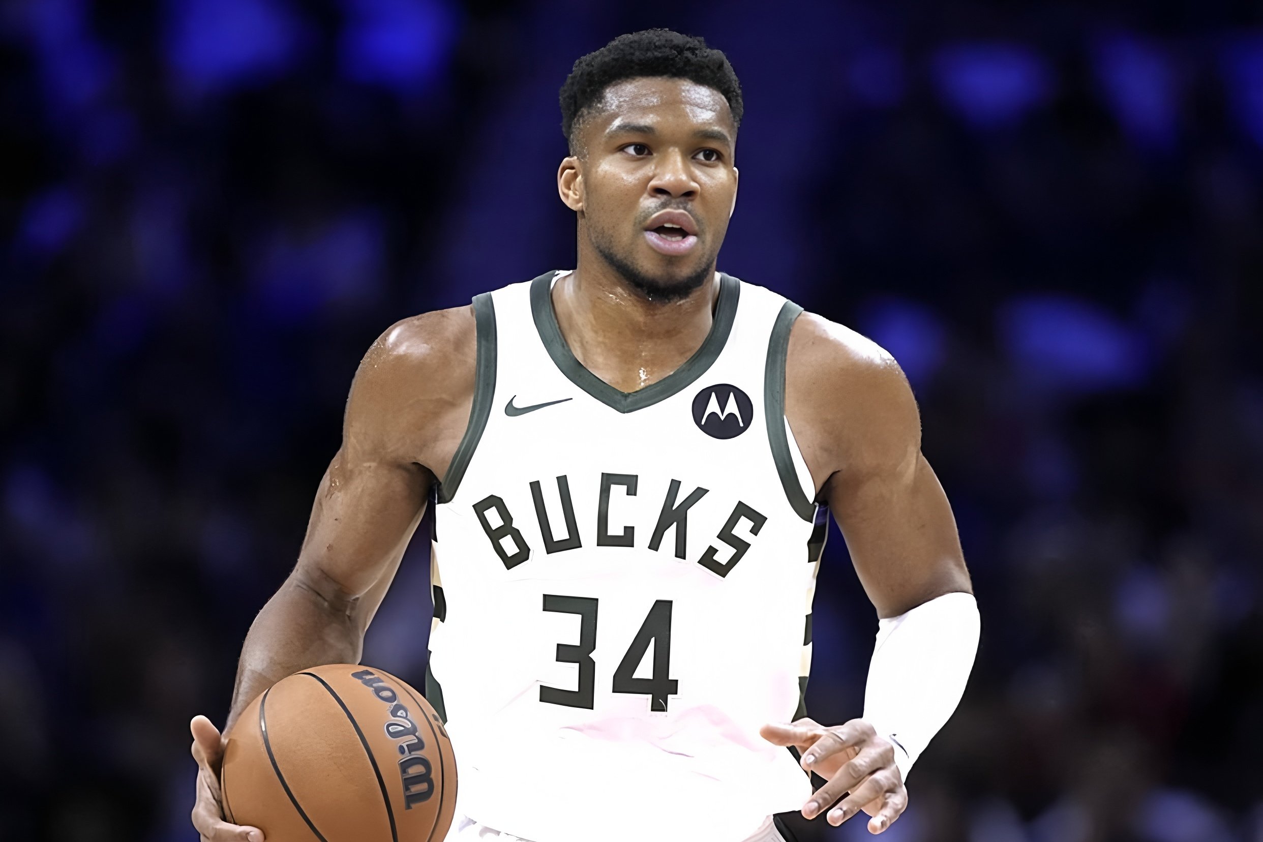 穆雷新星精彩发挥表现惊艳，雄鹿未来可期！的简单介绍